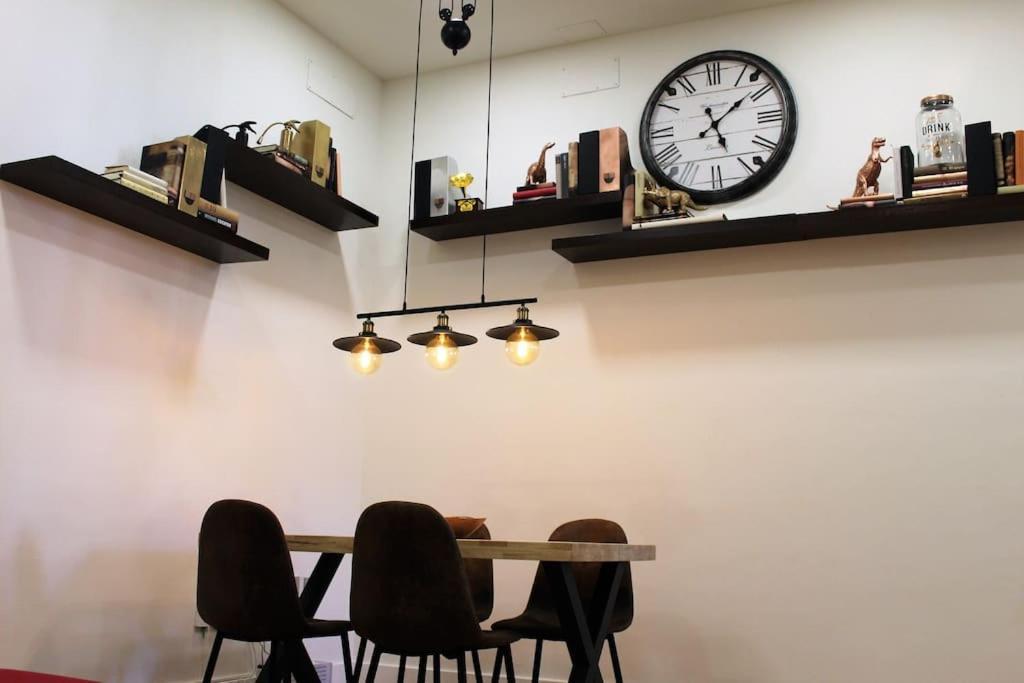 Smarttrip Apartment เซบีญา ภายนอก รูปภาพ